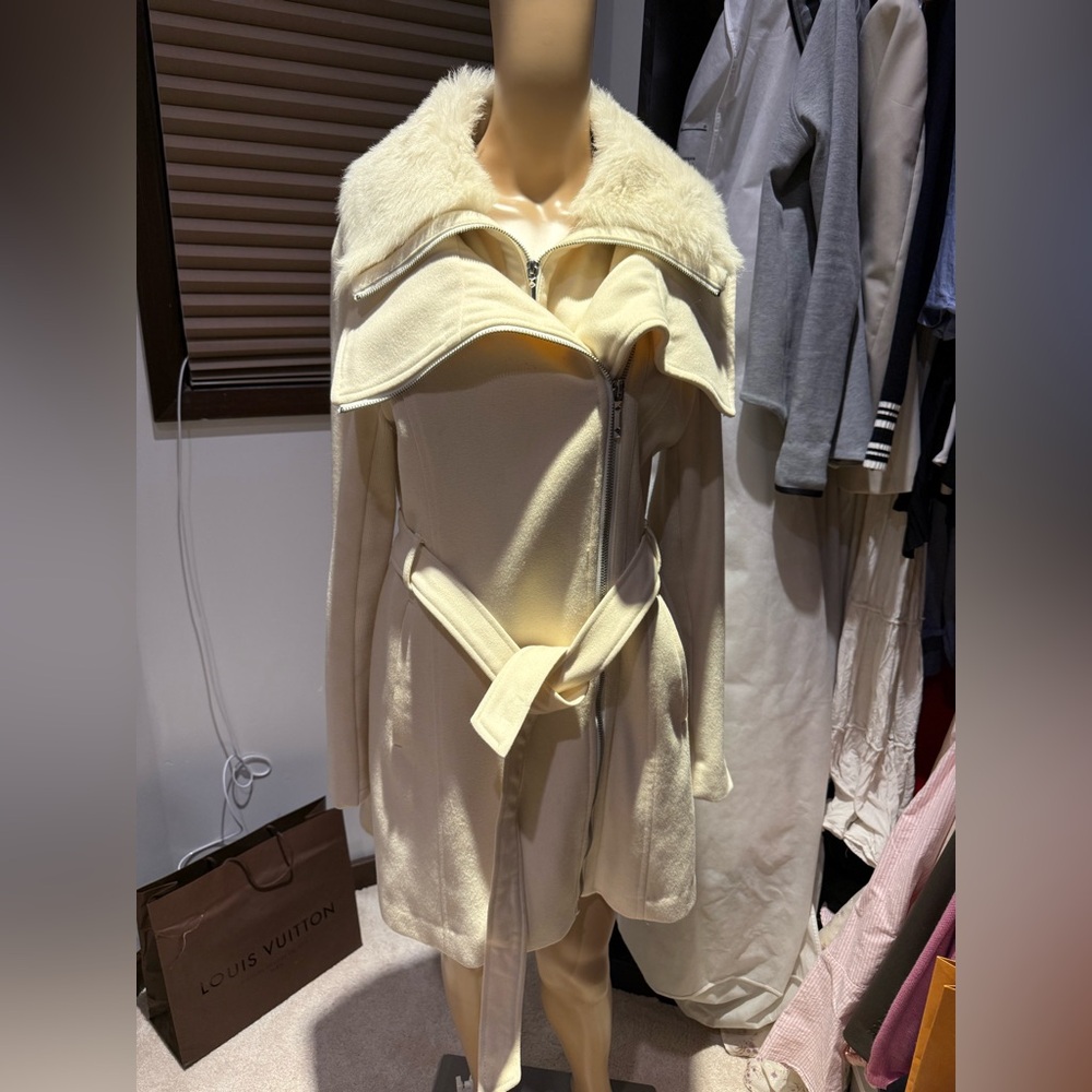 BCBGMaxAzria Cream Fur-Collar Trench Coat